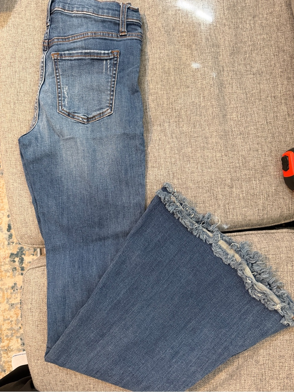 Altar'd State Distressed Medium Blue 5 pocket Frayed-Hem Flare Jeans Size 27 EUC